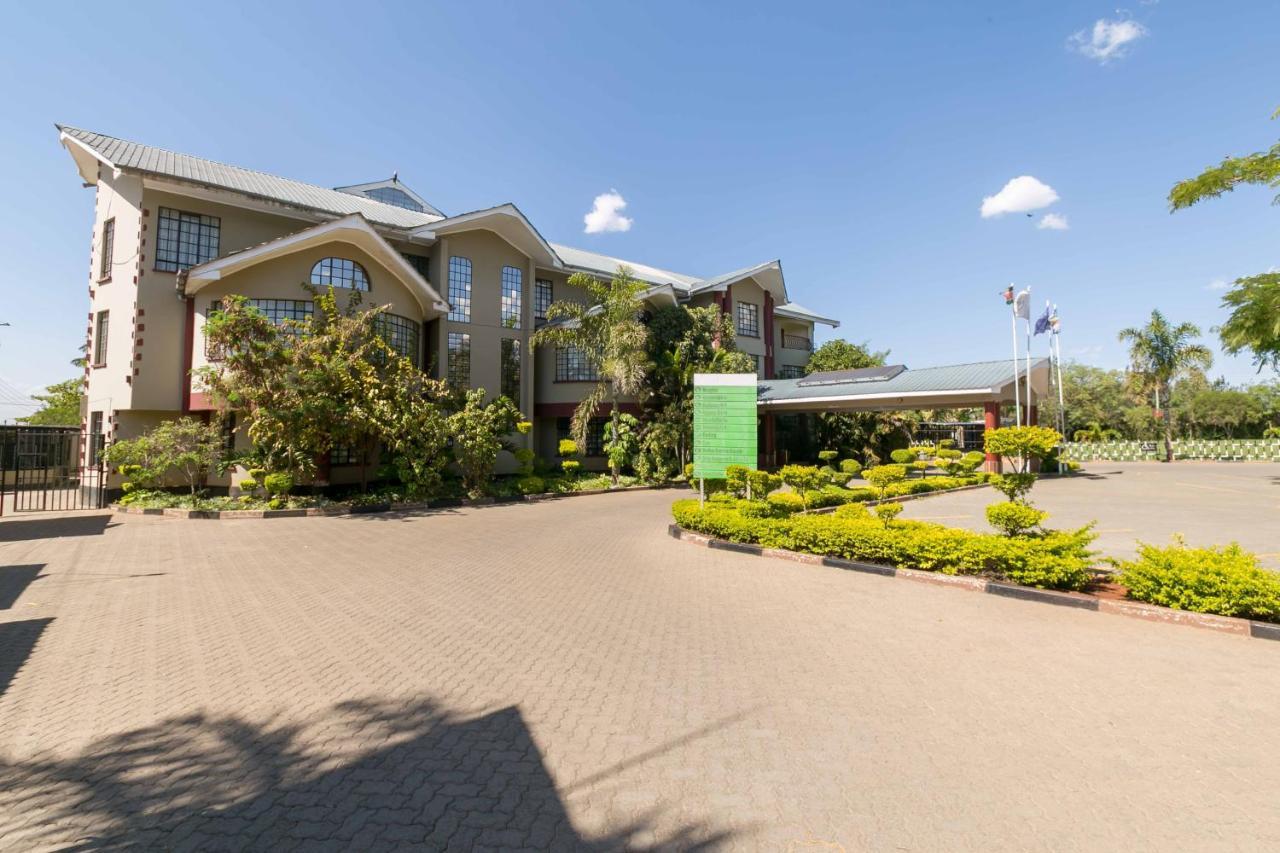 Fahari Gardens Hotel Найробі Екстер'єр фото